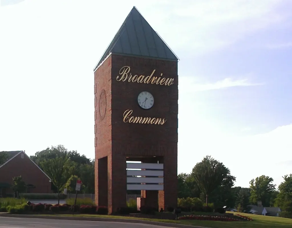 The brick clock tower at the entrance to Broadview Commons, welcoming visitors to Broadview Heights, Cleveland's safest neighborhood.