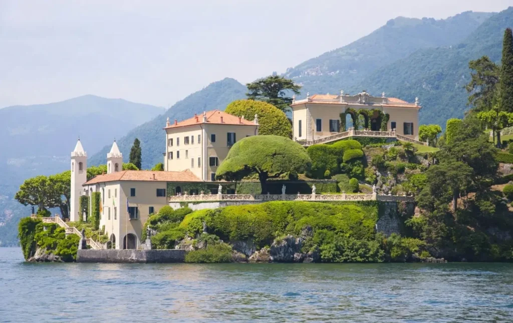 Villa del Balbianello Lake Como crown jewel romantic destination with 18th-century architecture and lake views